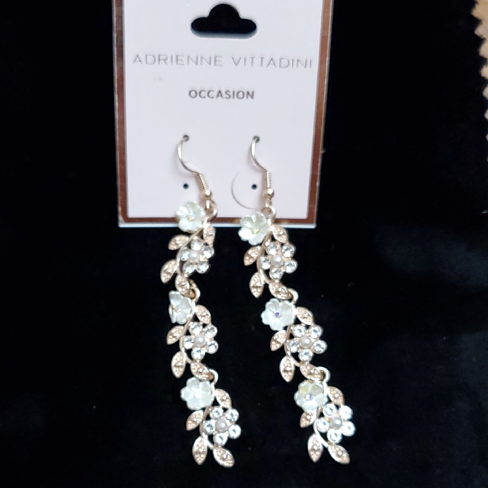 Adrienne Vittadini Gold and White Botanical Earrings - Picture 5 of 13